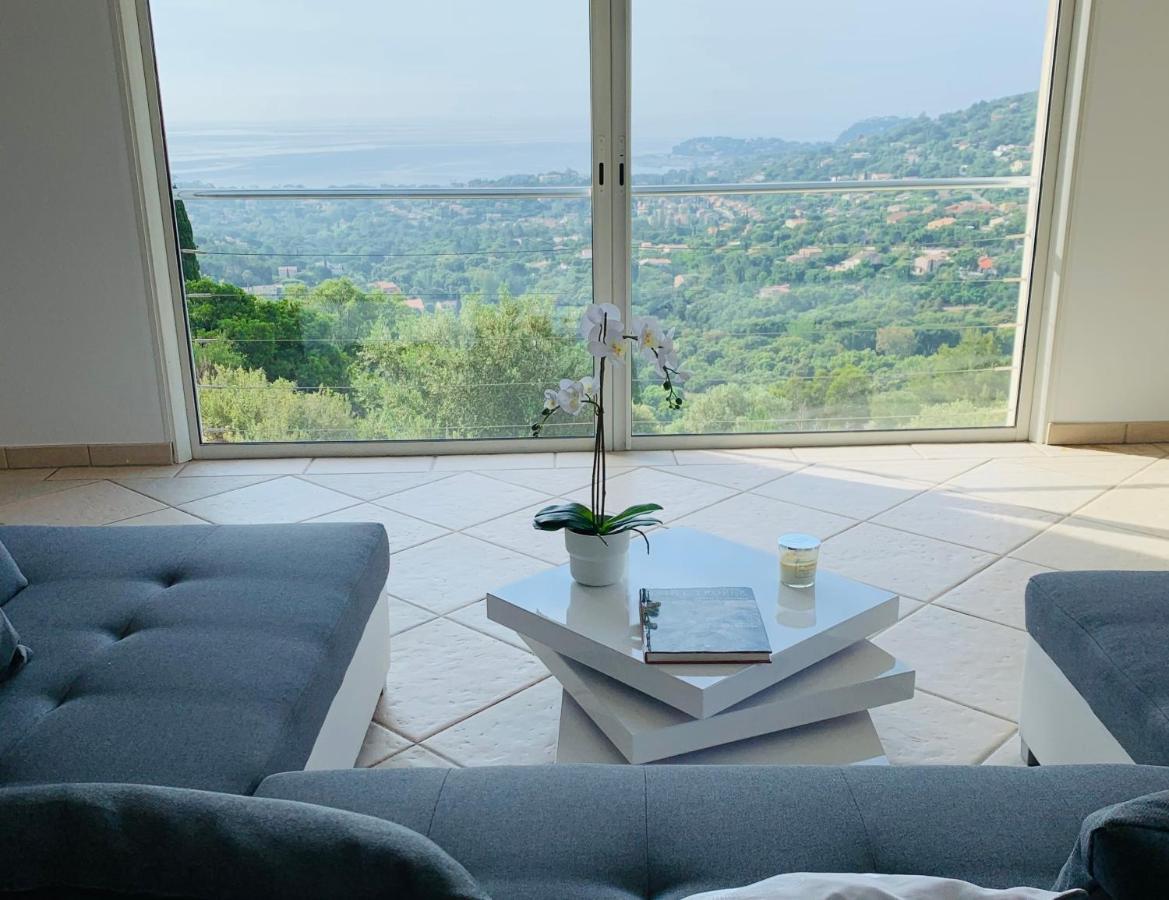 Maison Avec Vue Panoramique Cavalaire-sur-Mer Ngoại thất bức ảnh