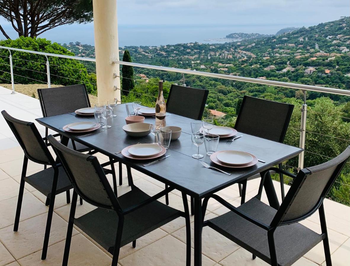 Maison Avec Vue Panoramique Cavalaire-sur-Mer Ngoại thất bức ảnh